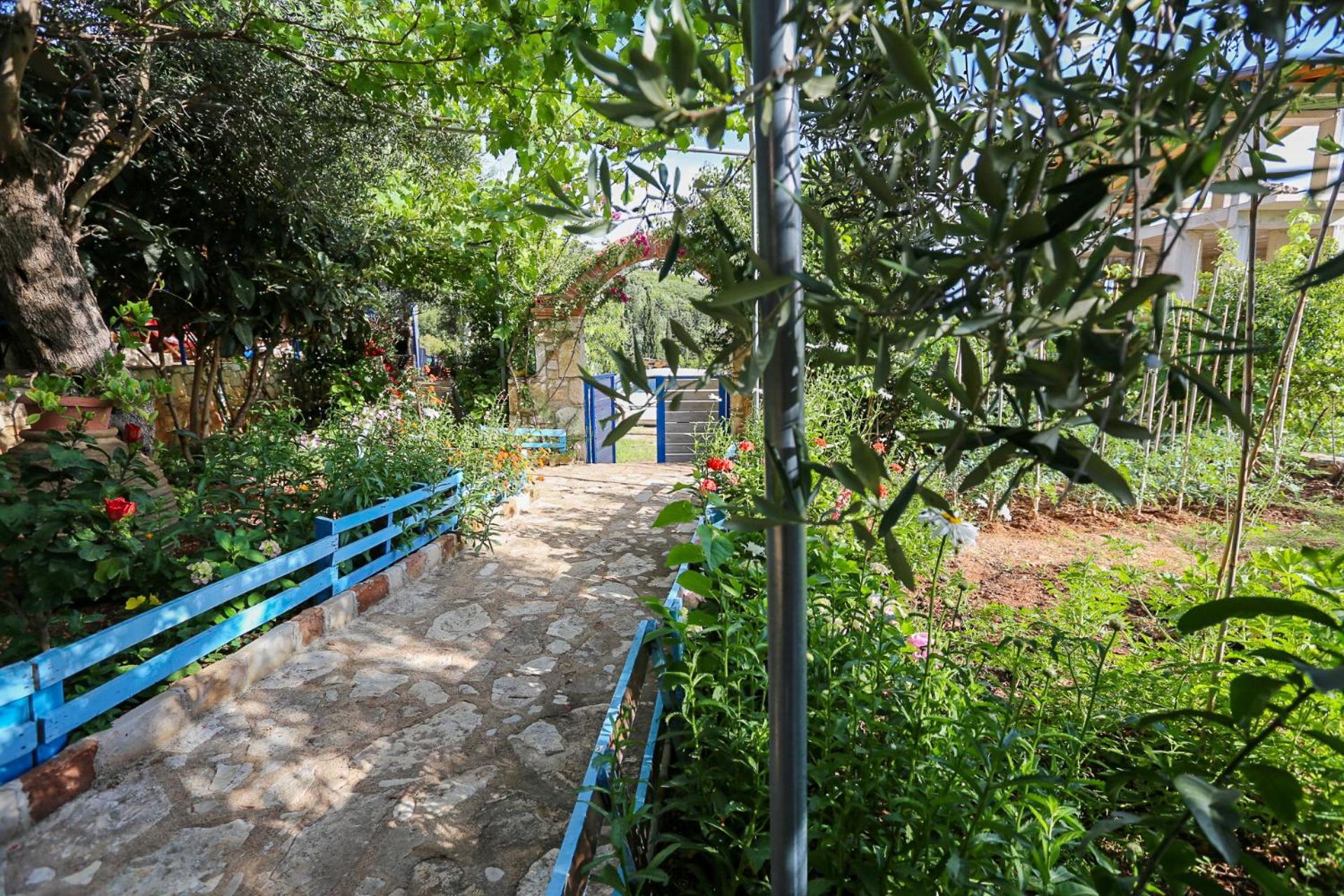 Motel Holiwood Himare Esterno foto
