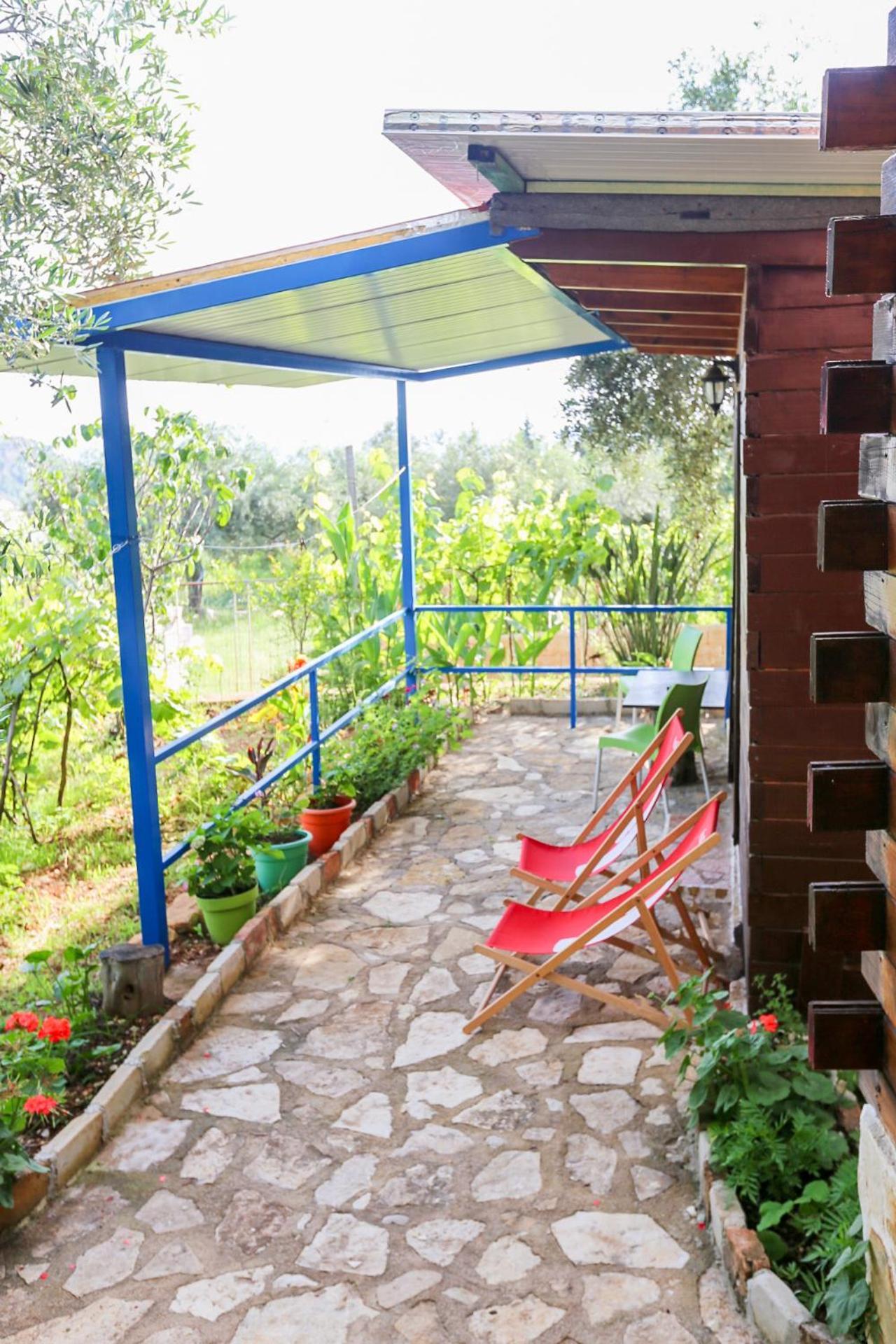 Motel Holiwood Himare Esterno foto